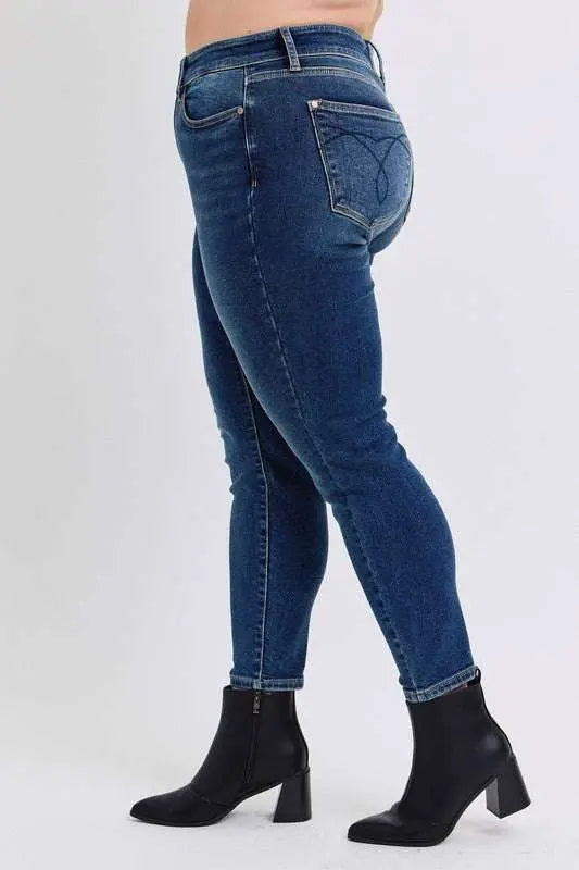Judy Blue Jeans, mid-rise waist, skinny fit, thermal lining, side view, blue denim pants.