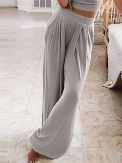 Round neck short sleeve top and pants set plus size.