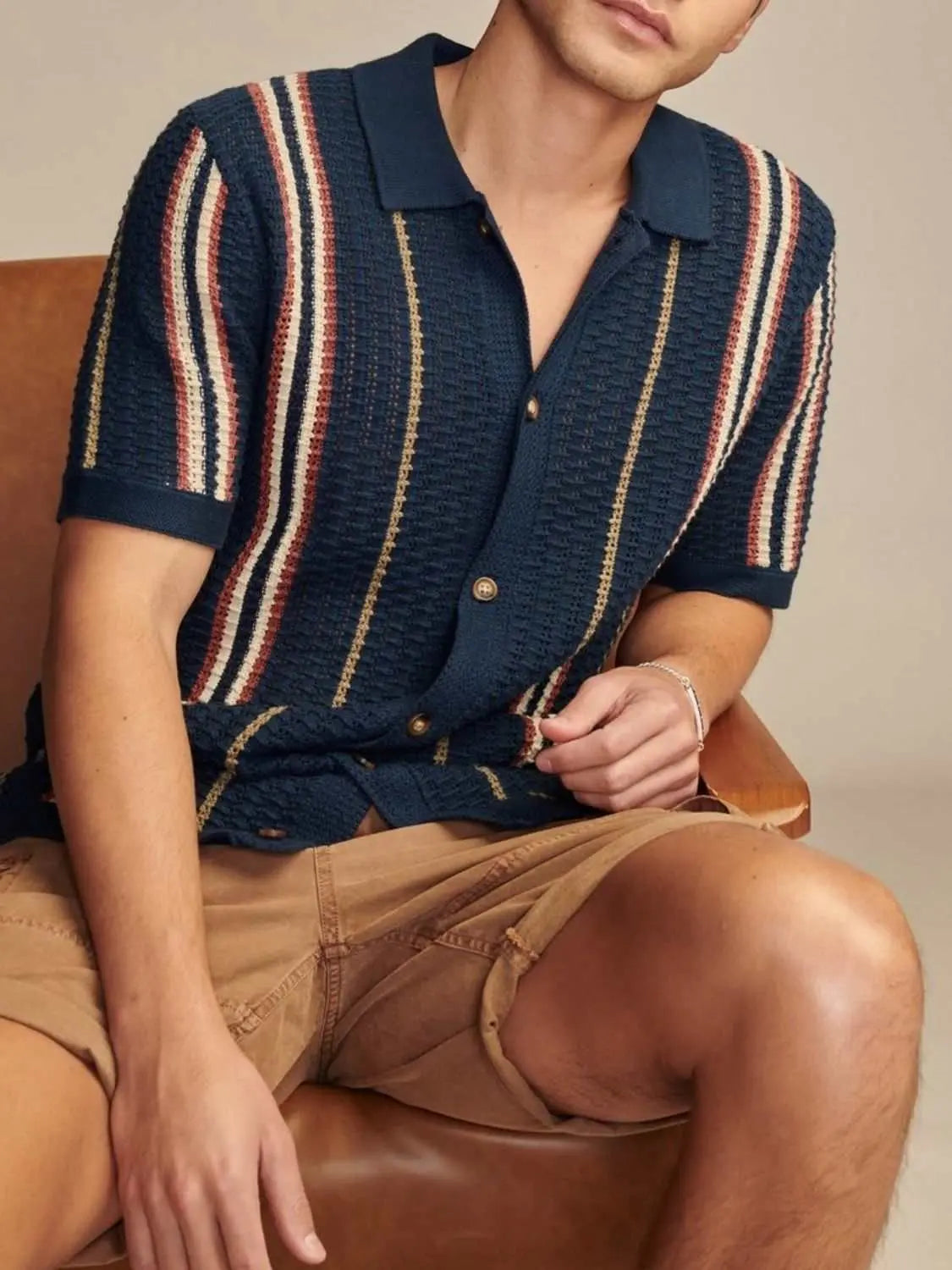 Men's plus size short sleeve striped collared shirt in viscose.