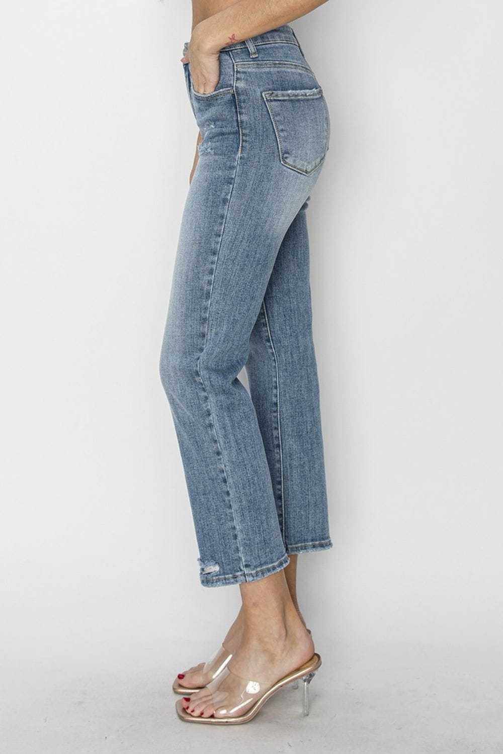 Risen High Waist Jeans